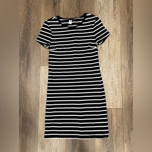 Old Navy Striped Casual Dress